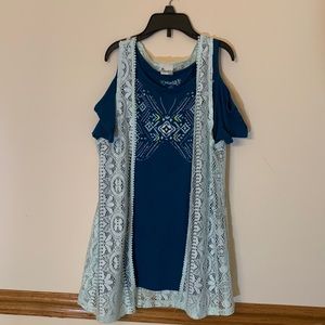 Mudd Butterfly blouse with shoulder cut out and cardigan